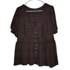 Torrid Shirt Size 00 Medium/Large Woman's Wine Plaid Ruched Empire Waist Buttons
